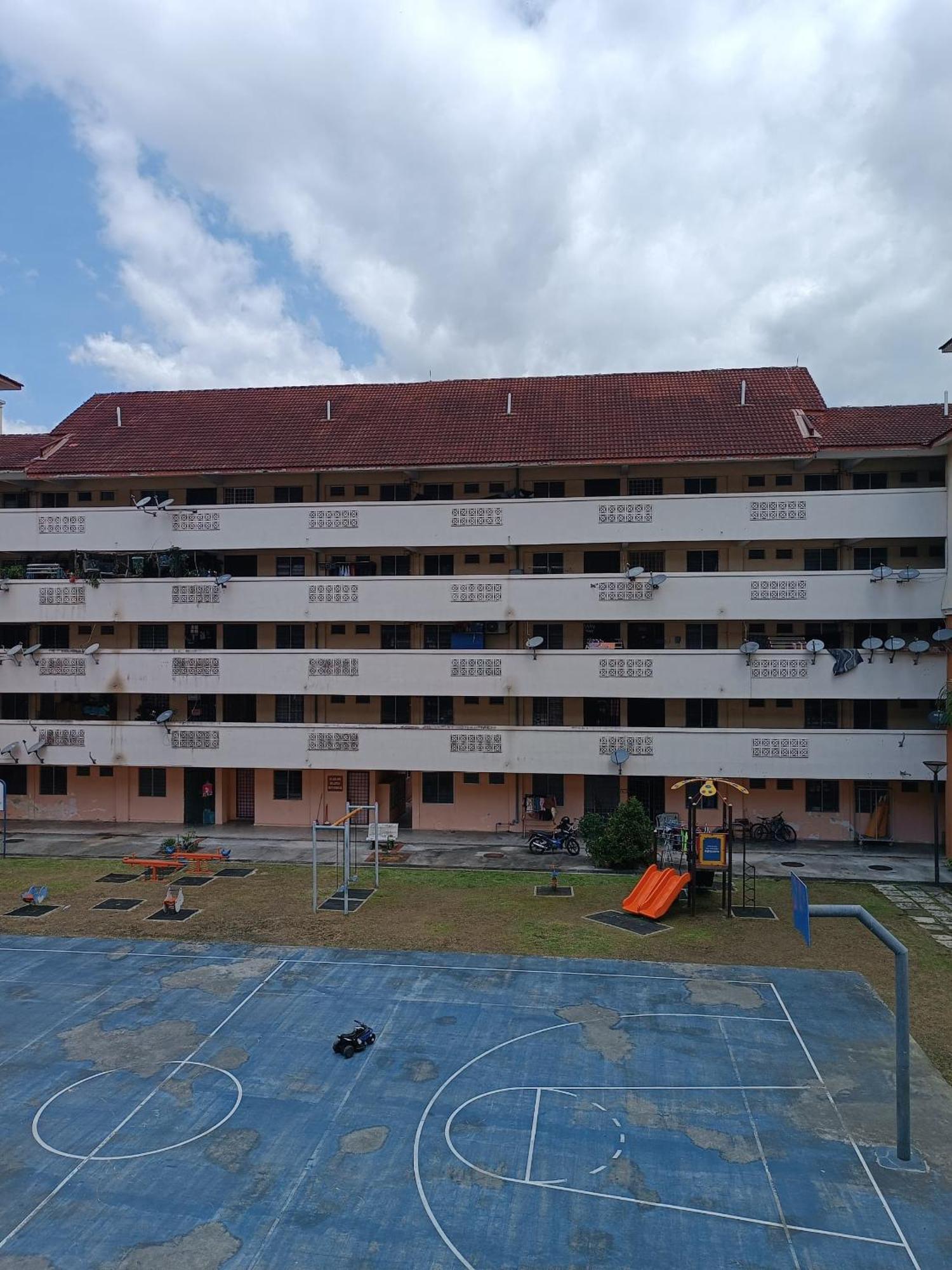 פוטראג'איה M.Fr Homestay Pangsapuri Putra Damai מראה חיצוני תמונה