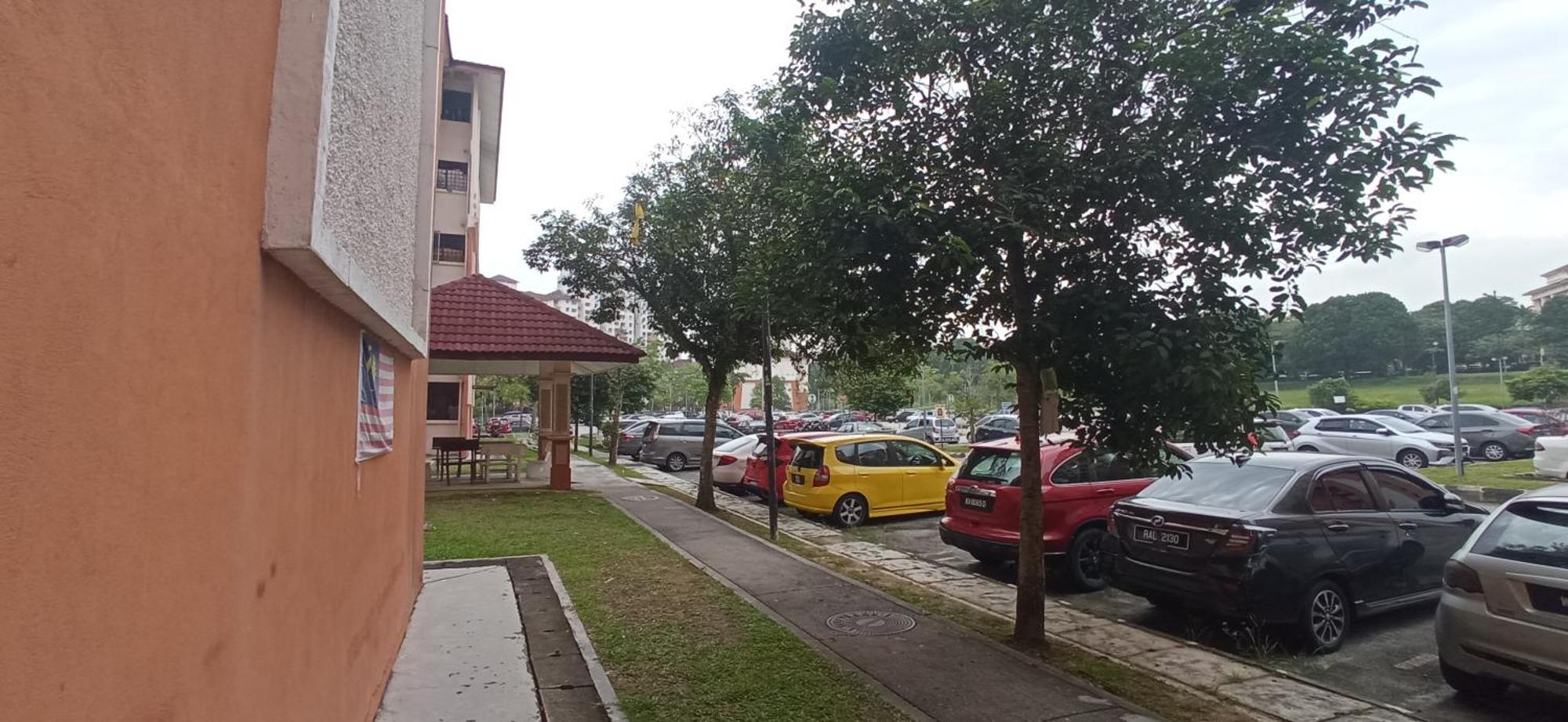 פוטראג'איה M.Fr Homestay Pangsapuri Putra Damai מראה חיצוני תמונה